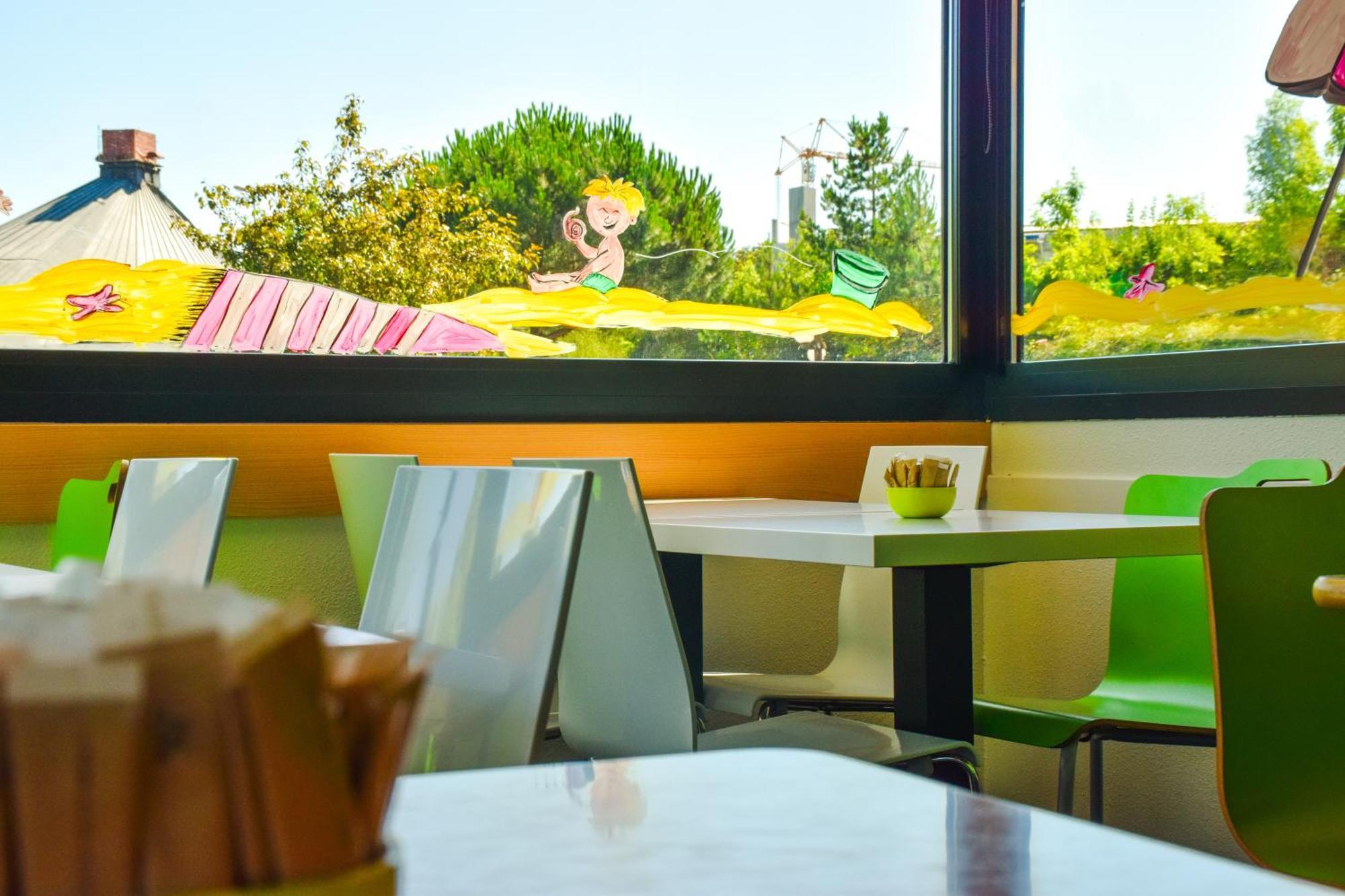 Ibis Budget Rodez Luaran gambar